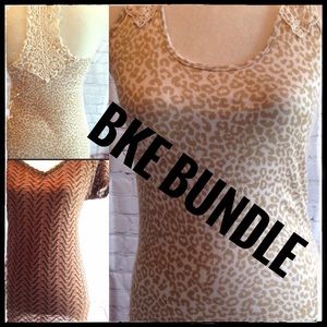 Sale 5/$25 BKE bundle of 2 tops medium